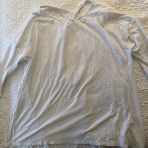White lululemon long sleeve shirt